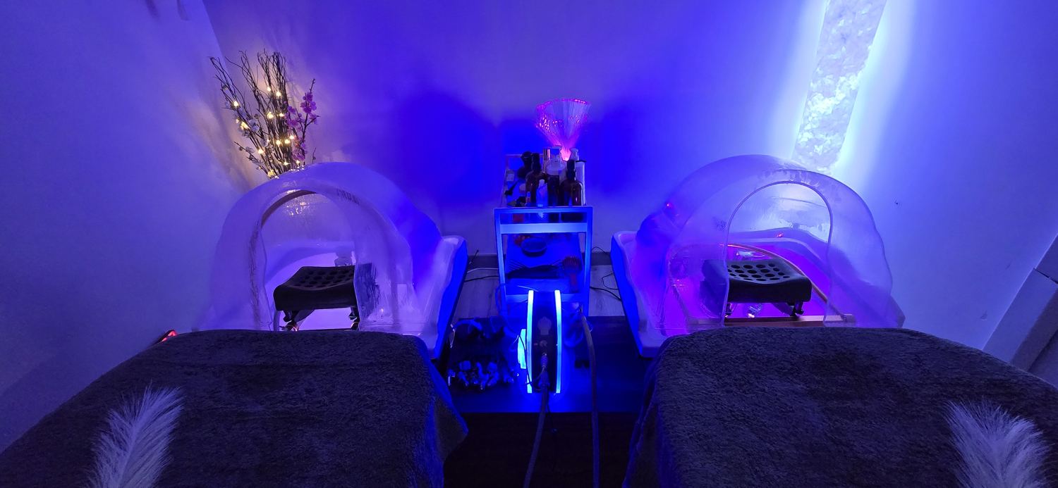 Sala doble de Spa Capilar con dos camillas y arcos japoneses